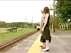 اليابانية الحب من محطة f70...